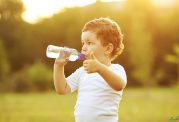 آب عامل اصلی تورم در بدن انسان