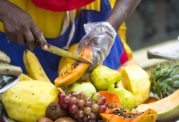 مهمترین خطاها در زمینه مصرف میوه