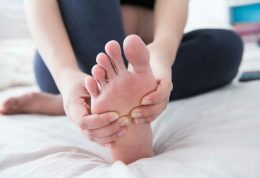 سندرم پای بی قرار و روش های کاهش درد آن (بخش اول)