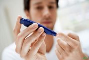ابتلا به دیابت در بین زنان بیشتر است یا مردان؟