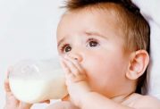 مصرف مکمل همزمان با شیر خشک