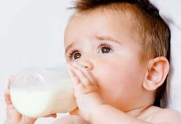 مصرف مکمل همزمان با شیر خشک