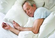 آیا خواب بیشتر در روز تعطیل به سلامت آسیب میرساند؟