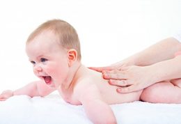 ماساژ دادن برای نوزادان چه فوایدی دارد؟