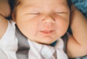 باورهای درست و غلط درباره خوابیدن نوزاد