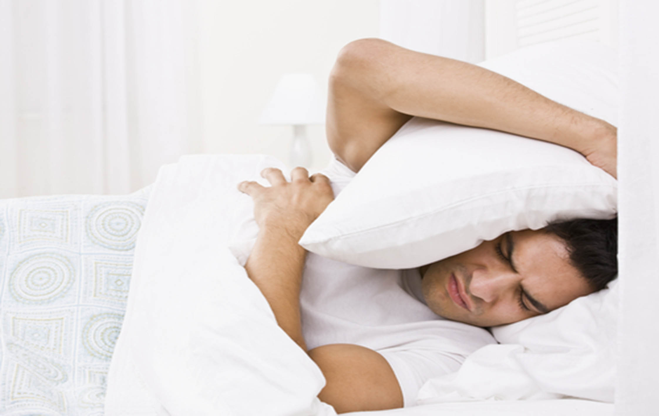 بی خوابی و خواب آلودگی در مردان بیشتر است یا زنان