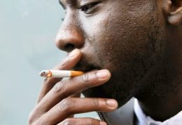 مضرات سیگار برای باروری مردان
