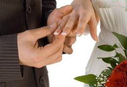 چرا سن مرد هنگام ازدواج باید بیشتر از زن باشد؟