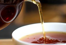 11 خاصیت چای سیاه، نوشیدنی ای گرم
