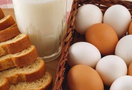 آنچه که باید در مورد تخم مرغ سفید و قهوه ای بدانید