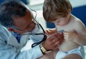 پزشک اطفالی که بر سر کودک 2 ساله فریاد کشید!