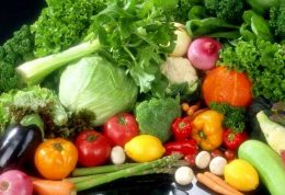 بررسی کلی بر فواید مصرف میوه و سبزیجات برای سلامت انسان
