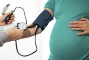 آشنایی با موارد تاثیرگذار بر فشار خون در زنان باردار
