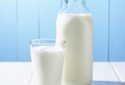 خرید و مصرف شیر سنتی بهتر است یا پاستوریزه؟