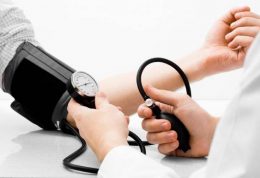کنترل  فشار خون بالا در خانه