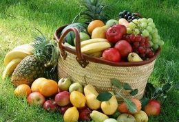 میوه‌ ها چه تأثیری روی پوست ما دارند؟