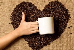 تاثیرات منفی نوشیدن قهوه بر قلب و عروق