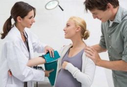 نقش نزدیکان و اعضای خانواده در مراقبت از زنان باردار