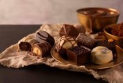 شکلات و تاثیر آن در افزایش کارایی مغز سالمندان