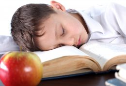 کم خوابی فرزندان عامل اصلی ابتلا به این بیماری