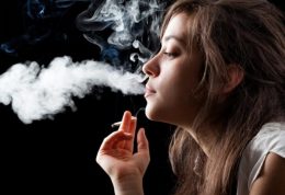 رواج مصرف دخانیات در میان نوجوانان