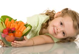 چگونه رژیم غذایی در رفتار کودکان می تواند کمک کننده باشد