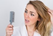 ریزش مو می تواند نشانه چه بیماری های باشد؟