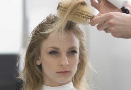 پیشنهادات طب سنتی برای مقابله با ریزش و سفیدی مو