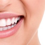 دکتر آزادمنش: ارتودنسی چگونه باعث اصلاح نافرمی دندان ها می شود؟