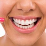 دکتر نوروززاده: بررسی کامل مراحل کاشت ایمپلنت دندان