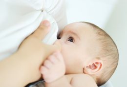 شیر مادر دارای چه فوایدی است؟