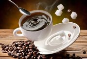 6 روش جدید برای طعم دادن به قهوه (بدون اضافه کردن شکر)