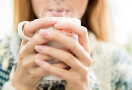 ابتلا به سرطان مری با نوشیدن چای داغ