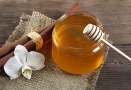 آیا عسل خام سودمند است؟