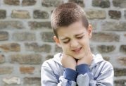 درد گردن در کودکان را چگونه درمان کنیم؟