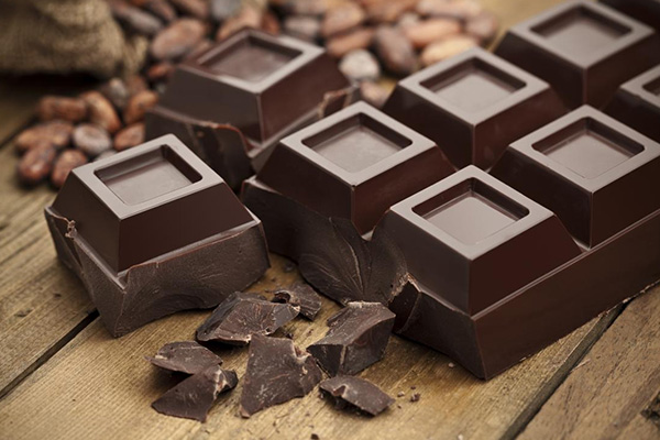 مزایای سلامتی اثبات شده برای شکلات تلخ