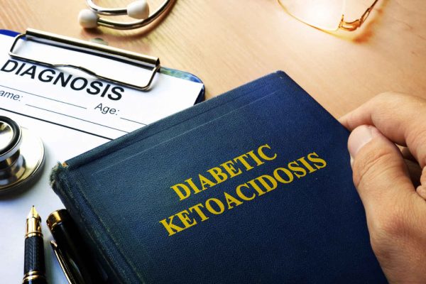 کتواسیدوز دیابتی؛ دلایل، علائم و درمان کتواسیدوز دیابتی