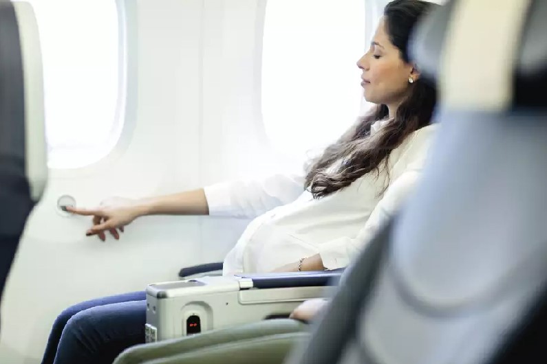 سفر هوایی در دوران بارداری و نکاتی در این رابطه