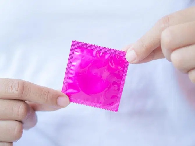 خرید کاندوم و تاثیر آن بر سلامت رابطه جنسی