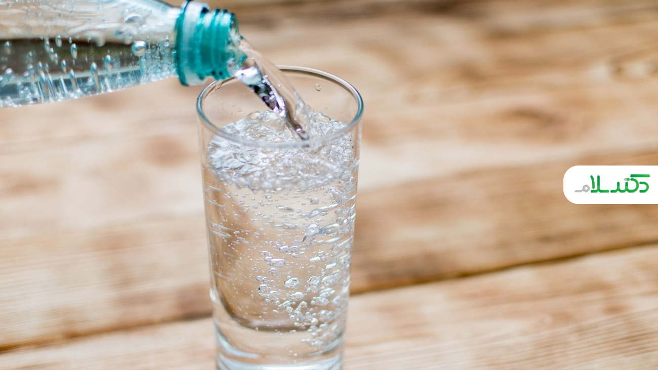 آیا نوشیدن آب گازدار، خوب است یا بد؟