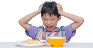 بررسی علت بدغذایی کودک در سنین متفاوت