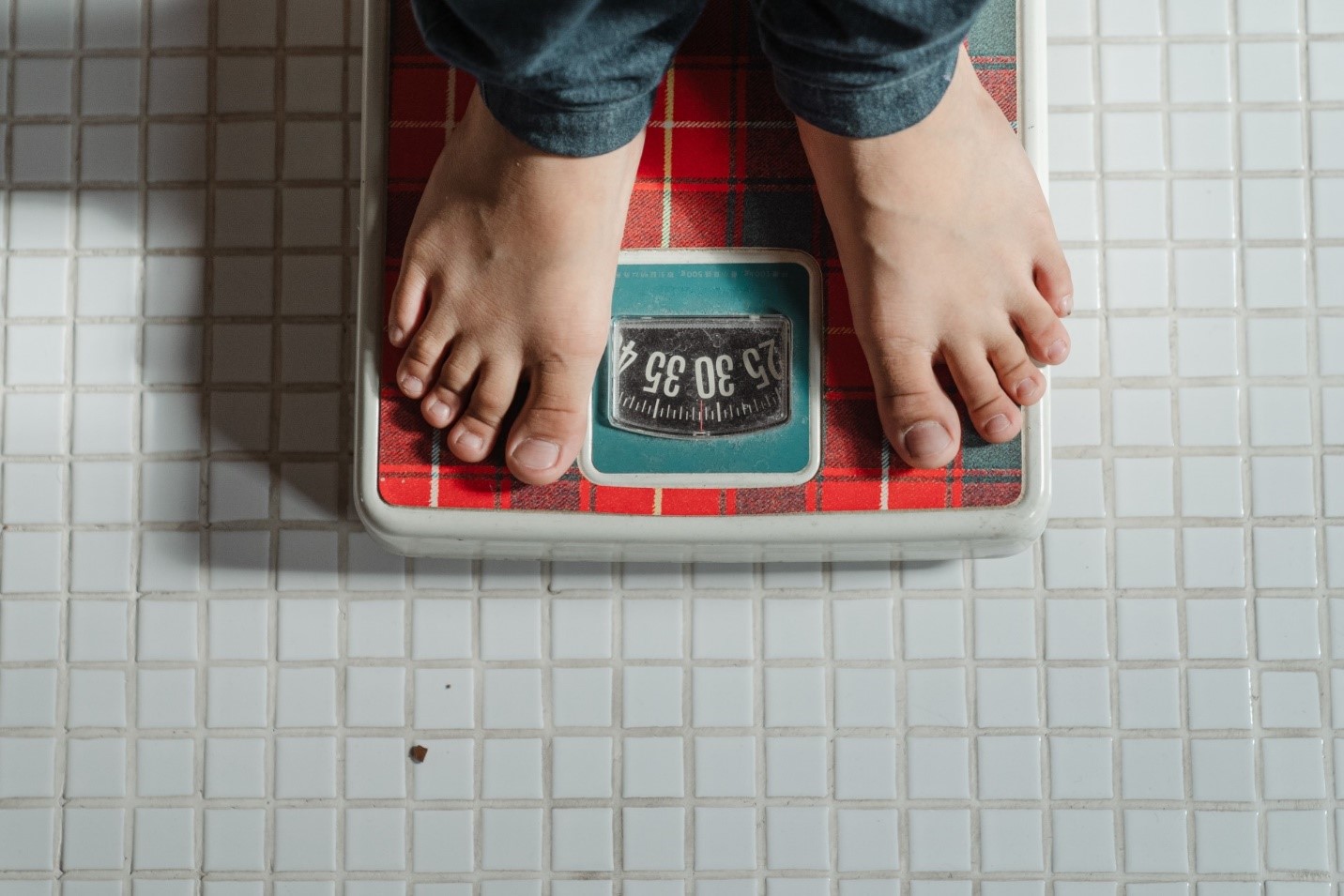قرص لاغری بلوتامین: گزینه‌ای مناسب برای کاهش وزن و رفع مشکلات گوارشی