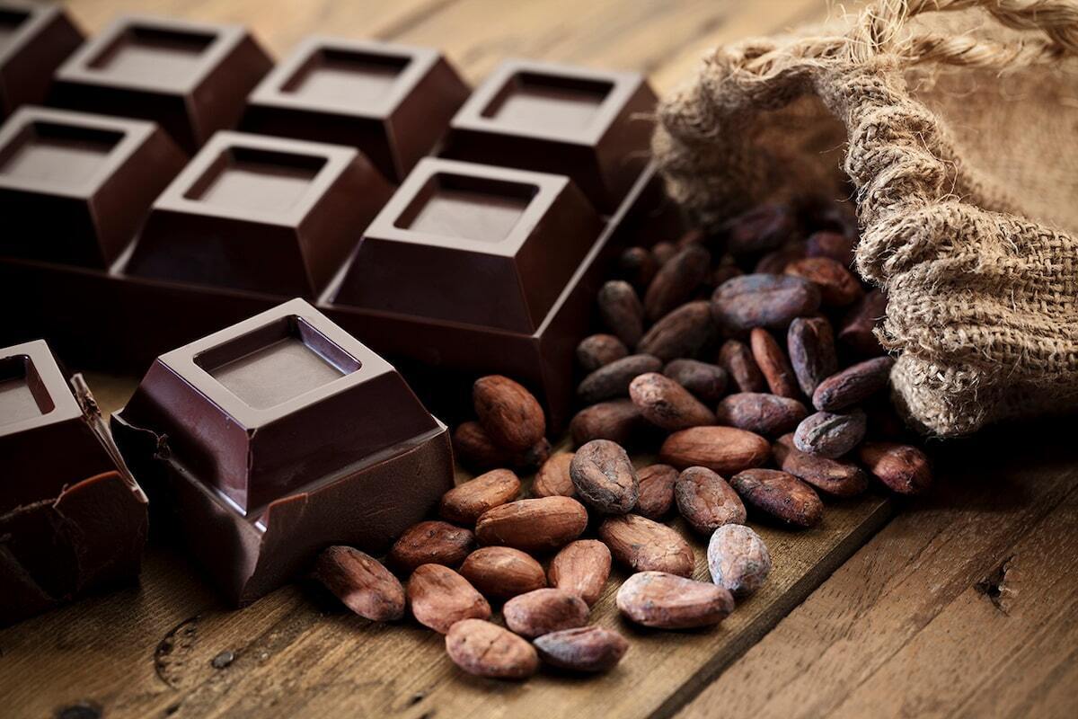 ایا شکلات تلخ برای سلامتی مفید است؟